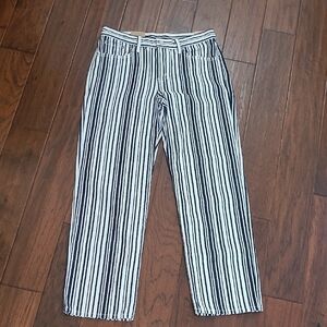 NWT Levi's Navy Blue & White Striped Straight Leg/Relaxed Fit Jeans size 29x30